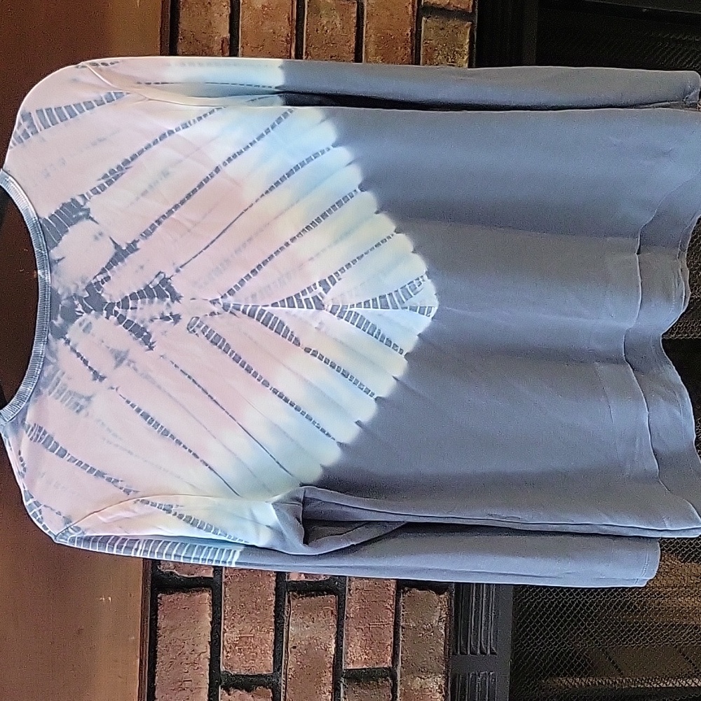 Blue Tie-Dye Women's Top - Picture 4 of 4